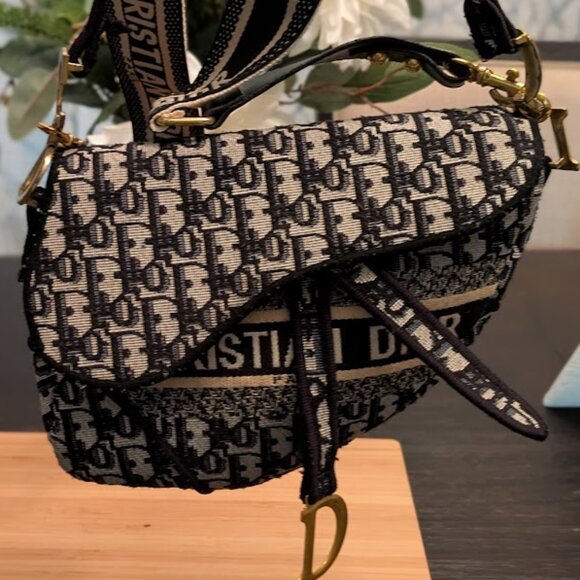 ⬇️PD⬇️DIOR Saddle Bag Oblique Embroidery w/ Dior Strap - Picture 1 of 14